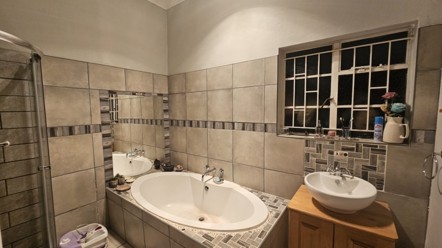 3 Bedroom Property for Sale in Aliwal North Eastern Cape